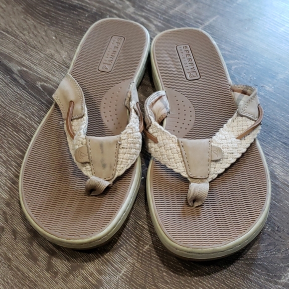 Sperry Shoes - Sperry Top Sider thong sandals size 10